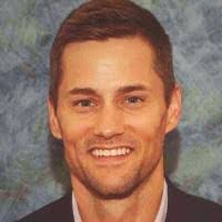 Mary Tozer's Instagram, Twitter & Facebook