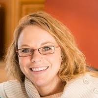 Pamela Baylor's Instagram, Twitter & Facebook