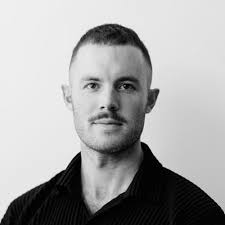 Mark Manders's Disappearing Act