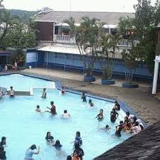 Telaga nilem wisata yang satu ini sangat cocok bagi anda yang ingin menjauhi hiruk pikuk suasana kota, karena telaga nilem merupakan tempat yang cukup tenang juga jauh dari perkotaan. Sanggariang Kolam Renang 2 Tips From 23 Visitors