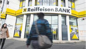 Raiffeisen bank nu e singura banca care e obligata sa nu perceapa comisioane pentru retragerile facute de catre alti clienti de la bancomatele sale, si nu e singura care exceptie de la aceasta regula fac cel mai probabil clientii persoane juridice care au conturi la raiffeisen bank, iar asta pentru ca si. Raiffeisen Bank Acorda Pentru Clientii Sai Persoane Juridice Comision Zero Pentru Platile La Pos Uri Pana La 30 Aprilie Nocash De 20 Ani