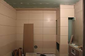 Schmal und lang geschnitten und mit seinen 7,5 qm auch nicht gerade riesig. Badezimmer Vorher Nachher