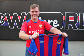 📸ильзат ахметов на презентации новой формы сборной россии! Prezentaciya Novoj Formy Pfk Cska Ot Umbro S Andreem Solomatinym Rbworld Org