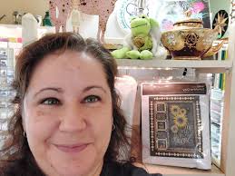 Finding a Hopper at The Quilt Peddler