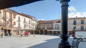 Located on the banks of the tormes river, guests at this modern hotel can enjoy wonderful mountain views from the hotel's summer terrace. Programa De Fiestas En El Barco De Avila El Diario Digital De Avila