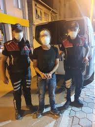 Eskişehir'de tütüne emdirilmiş esrar ile yakalandılar. Eskisehir De Bicakli Kavga 1 Yarali Eskisehir Haberleri