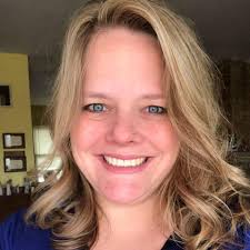 Squishing a 10lb spiral ham in an 8qt Duo Crisp