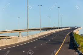 What Is The Difference Between Flyover And Bridge?