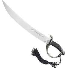 The sabre weapon is for thrusting and cutting with both the cutting edge and the back of the blade (unlike other modern fencing weapons, the épée and foil, where the methods of making a hit are scored using only the point of the blade). Sciabola Da Sommelier Due Cigni Dc 2007 Con Supporto