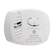 Keep your family safe with this easy to use digital display, battery operated carbon monoxide alarm; Battery Operated Carbon Monoxide Alarm Co400a