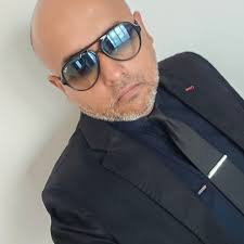 Robin Thomas (@robin.thomas777) • Instagram photos and videos