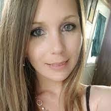 Tabatha Davies's Instagram, Twitter & Facebook