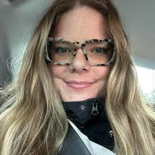 Can snow cone syrups be used in a ninja slushie machine to make boozy  drinks?