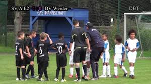 Alles over de club bv werder ii () actuele selectie met marktwaarden transfers geruchten speler statistieken programma nieuws. Sv Arminia Hannover E2 Vs Bv Werder Youtube