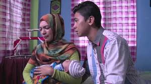 Drama suami ku encik sotong episode 7 minggu lepas, mengisahkan erika disahkan hamil, iaitu anak kepada sepupunya izhan tanpa pengetahuan suaminya farish. Suamiku Encik Sotong Teaser Ep20 Youtube