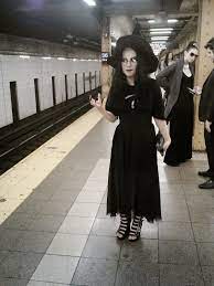 If you are having trouble finding gothic clothes that. 5th Avenue Goth Diy Halloween Costumes For Goths