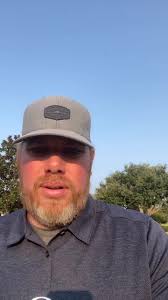 3 man scramble everyone has to use 4 drives, last hole and Chet came in  clutch#golftiktok #golf #oldguysrule