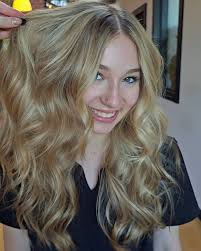 Avery Richards (@sinshearlyave) • Instagram photos and videos