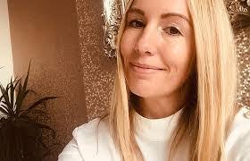 Maria Davey's Instagram, Twitter & Facebook