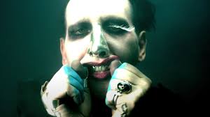 There's no doubt you have already seen marilyn manson images taken by british photographer perou. Marilyn Manson Jetzt Hat Er Auch Noch Seinen Manager Verloren