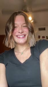 Regan Stone's Instagram, Twitter & Facebook