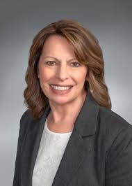 Elizabeth Crotty's Instagram, Twitter & Facebook