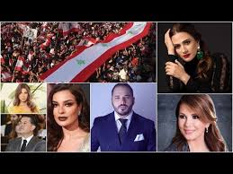 تغني ماجدة الرومي للسلام والحب في لبنان الذي تخشى عليه من الحرب، مثلما تخشى على سوريا والعراق، وتزرع شجرة أرز على سفح جبل الباروك في لبنان، علّ الشجر يمنع الموت من. Ø«ÙˆØ±Ø© Ù„Ø¨Ù†Ø§Ù† Ù…Ø§Ø¬Ø¯Ø© Ø§Ù„Ø±ÙˆÙ…ÙŠ Øª Ø«ÙŠØ± Ø§Ù„Ø§Ø³ØªØºØ±Ø§Ø¨ ÙˆØ¬ÙˆÙ„ÙŠØ§ Ø¨Ø·Ø±Ø³ Ù… Ø®ØªÙÙŠØ© Ø¨Ø³Ø¨Ø¨ Ø²ÙˆØ¬Ù‡Ø§ ÙÙŠØ¯ÙŠÙˆ