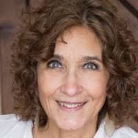 Randi Morrison's Instagram, Twitter & Facebook