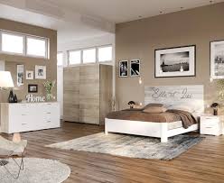 Avec sa finition capitonnée, la tête de lit enza approte de l'élégance à votre lit ! Les 5 Plus Belles Tetes De Lit Pour Une Chambre A Coucher Tendance Guide Shopping Avec Suite101