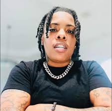 They say Finesse 2Tymes family look like an Eddie Murphy movie where he  plays every character 😂