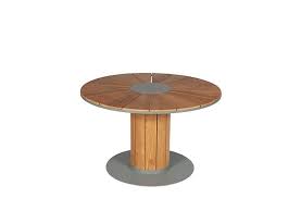 table ronde iremo tectona table teck mobilier de salon table et chaises de jardin