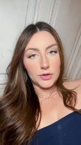 Laura Herndon's Instagram, Twitter & Facebook