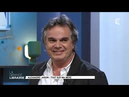 Alexandre Jardin Signe La Suite De La Grande Saga Des Jardin Avec Ma Mere Avait Raison Youtube