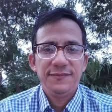 Quítense de vosotros toda amargura, enojo, ira, gritería y maledicencia, y  toda malicia. Antes sed benignos unos con otros, misericordiosos,  perdonándoos unos a otros, como Dios también os perdonó a vosotros en