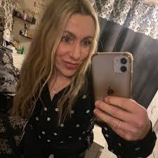 Lisa Brant's Instagram, Twitter & Facebook