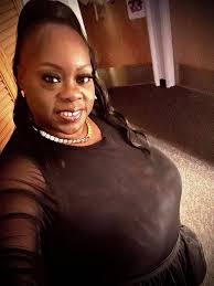 World Champion WNBA Star Essence Carson Returns To Her Paterson Elementary  School For Gymnasium Dedication