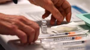 Parallèlement aux actions menées par l'oms et ses partenaires pour riposter à cette pandémie (suivi de la pandémie, conseils sur les interventions. Vaccin Contre Le Covid 19 25 A 30 Des Doses En France Risquent Elles D Etre Perdues En Raison De Problemes Logistiques