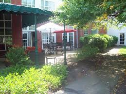 Whether you are looking for a small 2 metres awning to cover your patio or an 8 metre awning to cover your shop, restaurant or café then we can help. Arbors Of Hop Brook Senior Living Community Assisted Living Nursing Home Independent Living Ccrc In Manchester Ct Findcontinuingcare