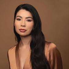 Raven Owens's Instagram, Twitter & Facebook