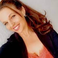 Jennifer Kagarise's Instagram, Twitter & Facebook