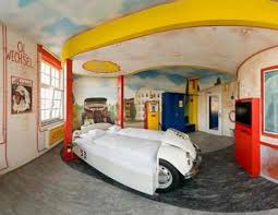 Pin By Eve On In Love With Architecture Cool Room Designs Kids Bedroom Designs Car Themed Bedrooms