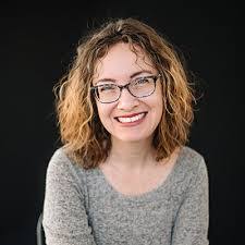 Alison Morrow's Instagram, Twitter & Facebook