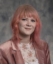 Naomi Belanger's Instagram, Twitter & Facebook