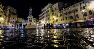 Coprifuoco covid italia, le misure in vigore in lombardia, lazio e campania: Coprifuoco A Roma Raggi Chiude 4 Zone Della Movida Dalle Ore 21 Confcommercio Roma