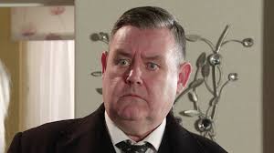 Coronation Street's David in danger as he's forced into life of crime