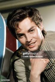 4,379 Fred Williams Photos & High Res Pictures