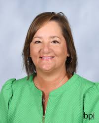 We're excited to announce some leadership changes within our district! 🌟  𝐓𝐫𝐚𝐜𝐲 𝐑𝐞𝐲𝐧𝐚 has been appointed as the new Assistant  Superintendent for PK-5, following the upcoming retirement of Tere Miller 