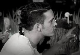 The 1975 frontman matty healy has changed his hair again, unveiling a new blonde 'do. Pin On Matthew