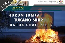 Ahli sihir (魔導士 madōshi) adalah taraf pekerjaan yang digunakan bagi manusia yang mempunyai kuasa magik. Pejabat Mufti Wilayah Persekutuan Irsyad Al Fatwa 249 Hukum Jumpa Tukang Sihir Untuk Ubati Sihir