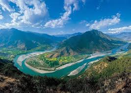 It is the longest river in asia and the third longest river in the world, just after the nile in africa and the amazon in south america. Yangtze River Tours Yangtze River Cruise Yangtze Cruise 2021